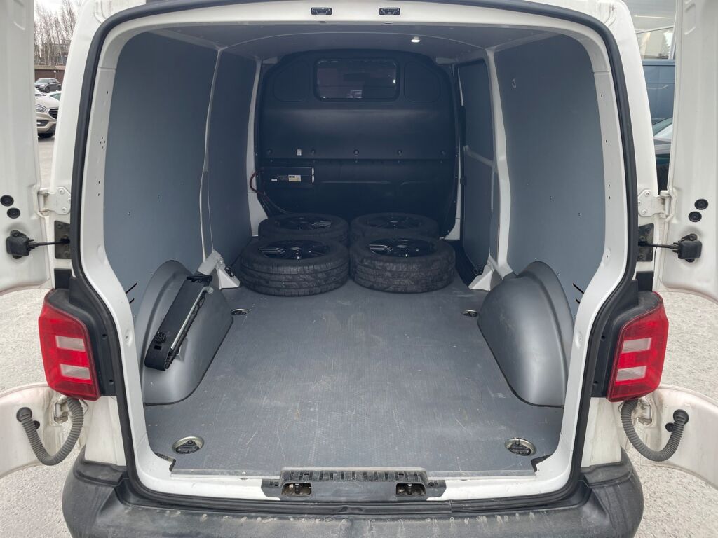 Volkswagen Transporter 2018 Valkoinen