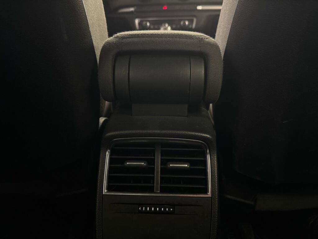Audi A3 2018 Musta