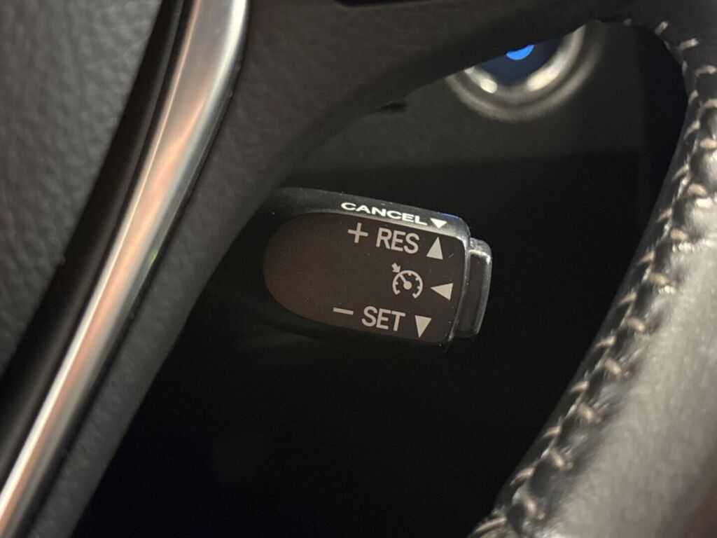Toyota Auris 2018 Valkoinen