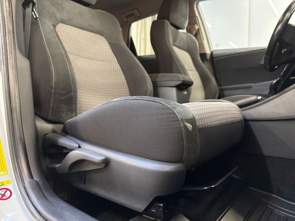 Toyota Auris 2018 Valkoinen