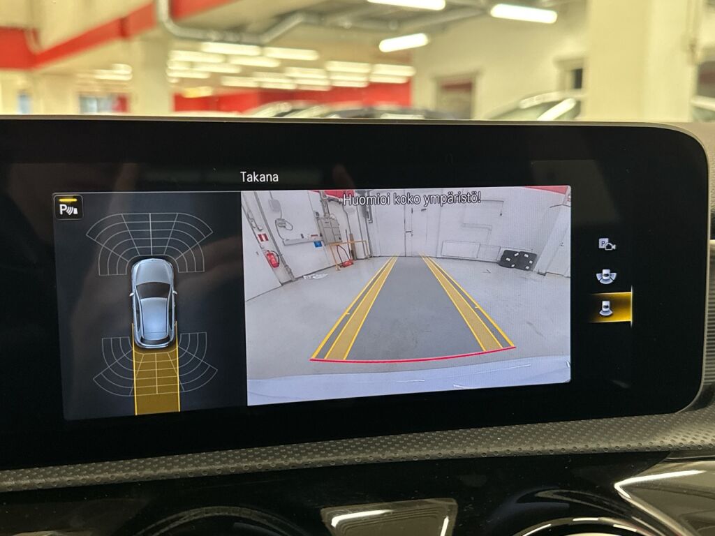 Mercedes-Benz A 2018 Valkoinen