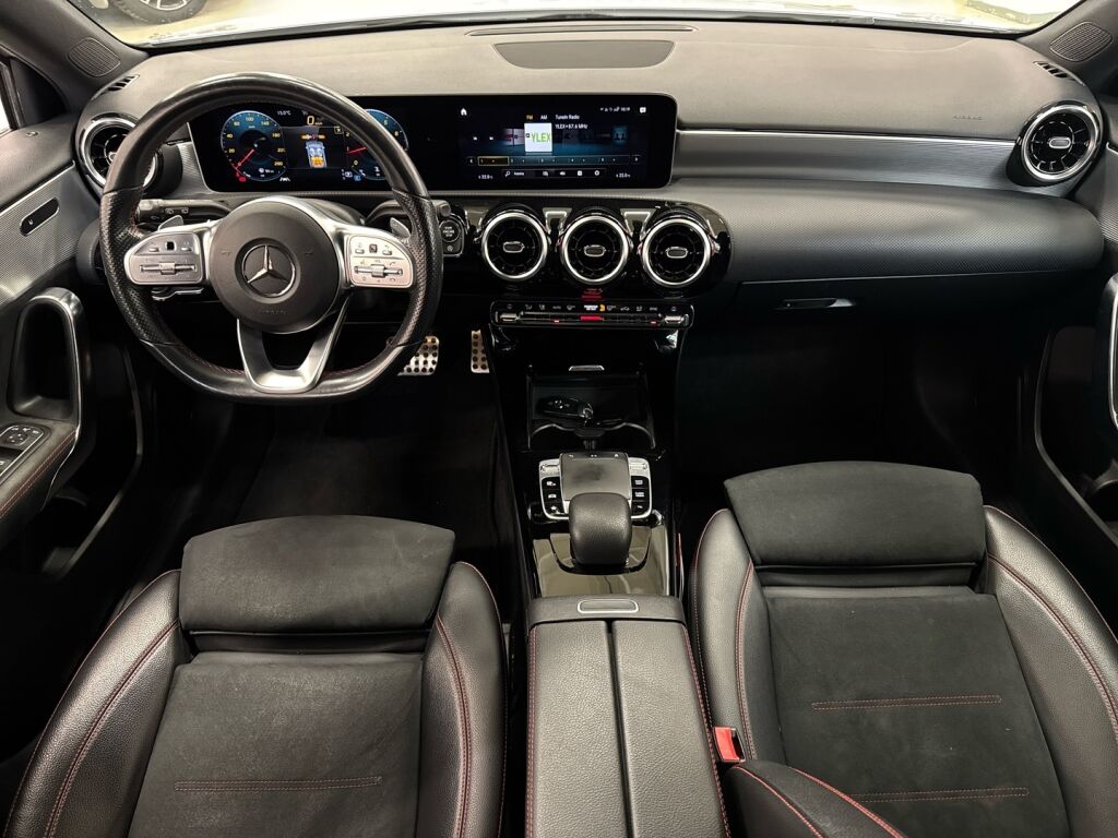 Mercedes-Benz A 2018 Valkoinen