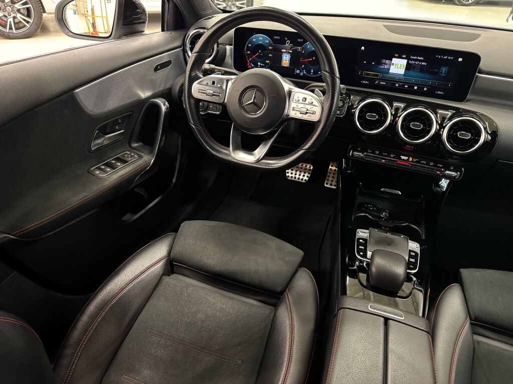 Mercedes-Benz A 2018 Valkoinen