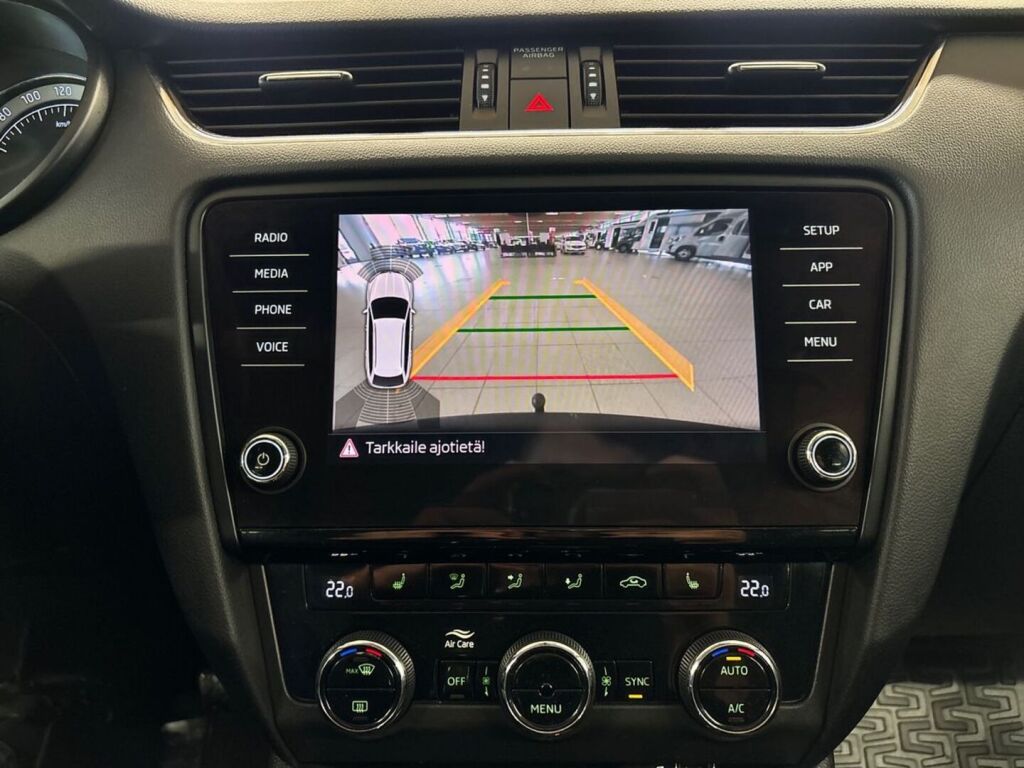 Skoda Octavia 2018 Ruskea (beige)