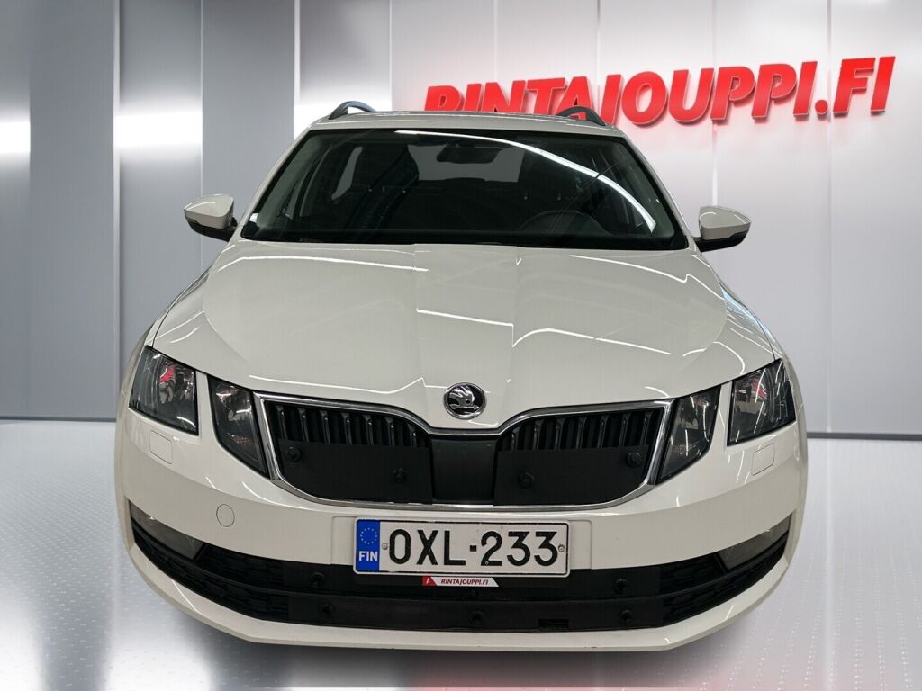 Skoda Octavia 2018 Valkoinen