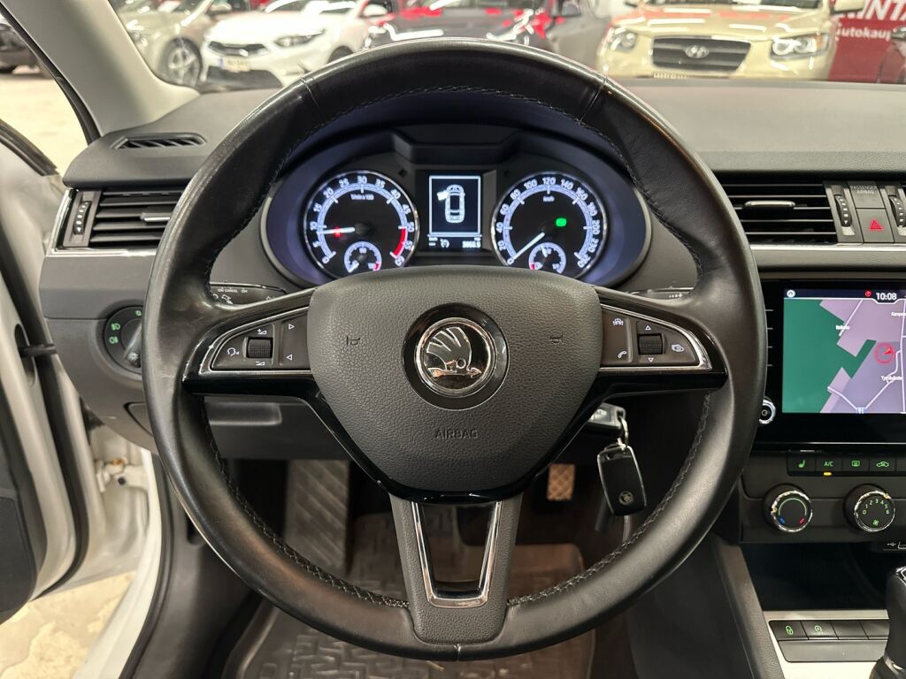 Skoda Octavia 2018 Valkoinen