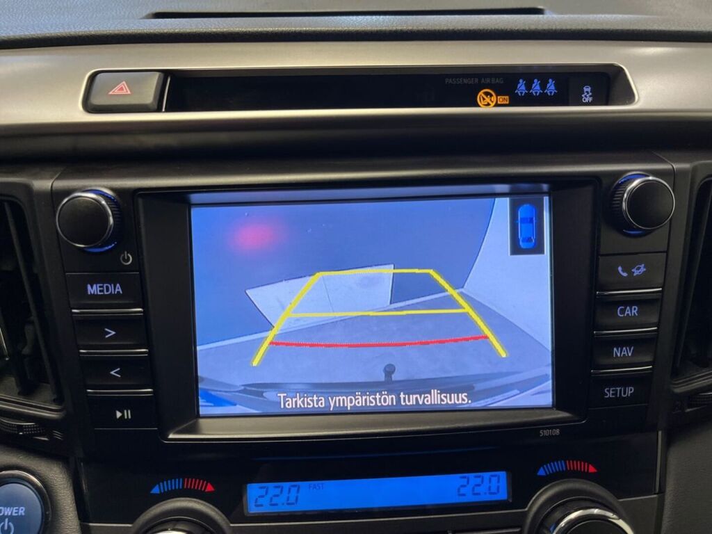Toyota RAV4 2018 Ruskea (beige)