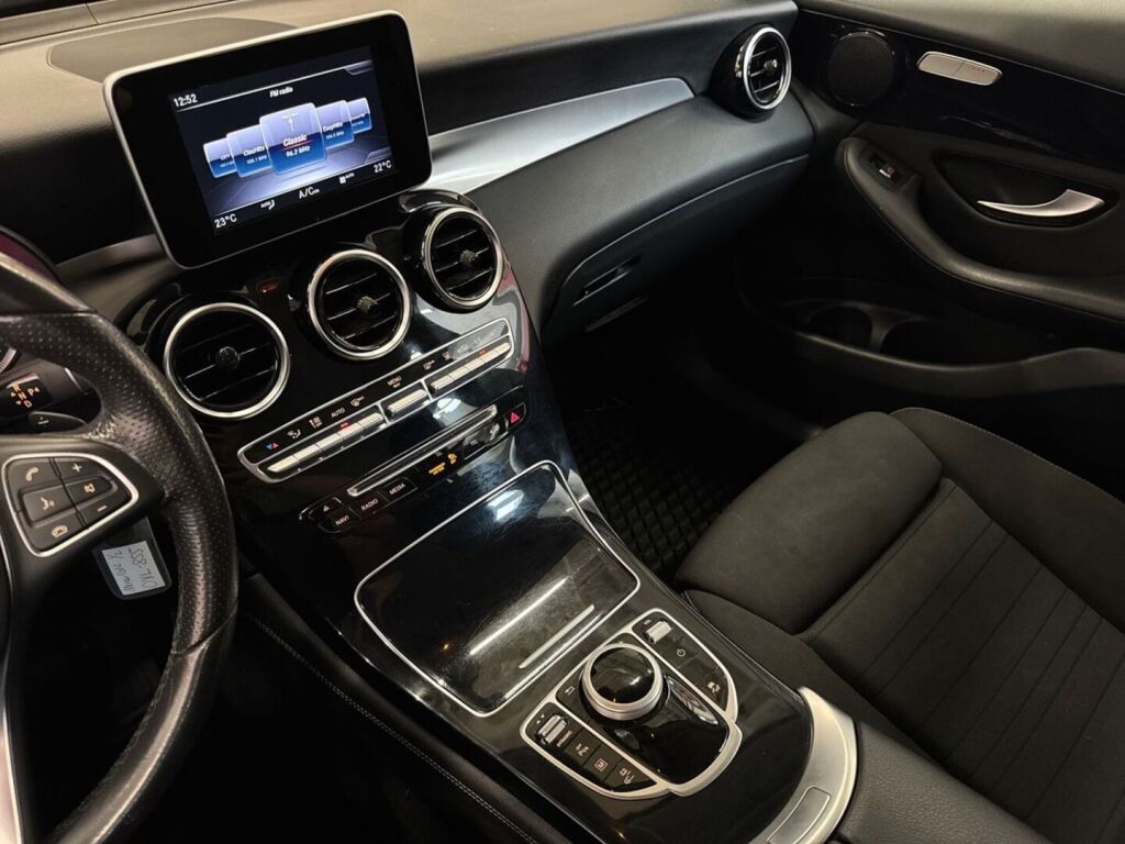 Mercedes-Benz GLC 2018 Harmaa