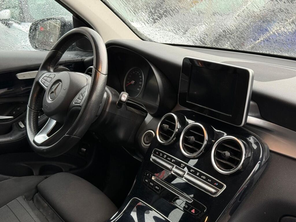 Mercedes-Benz GLC 2018 Harmaa
