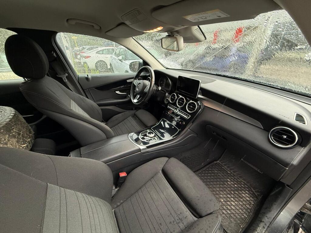 Mercedes-Benz GLC 2018 Harmaa