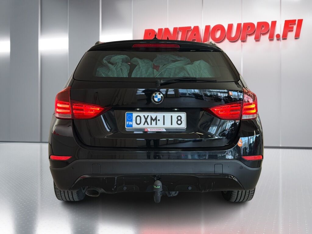 BMW X1 2015 Musta