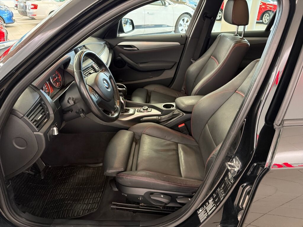 BMW X1 2015 Musta
