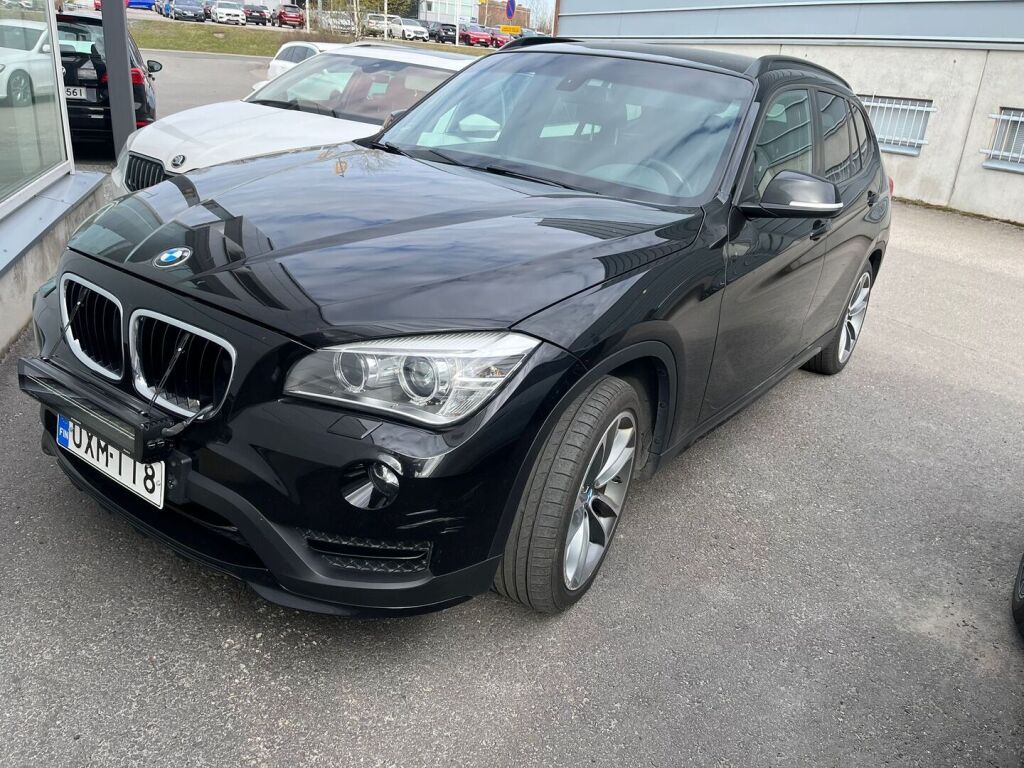 BMW X1 2015 Musta
