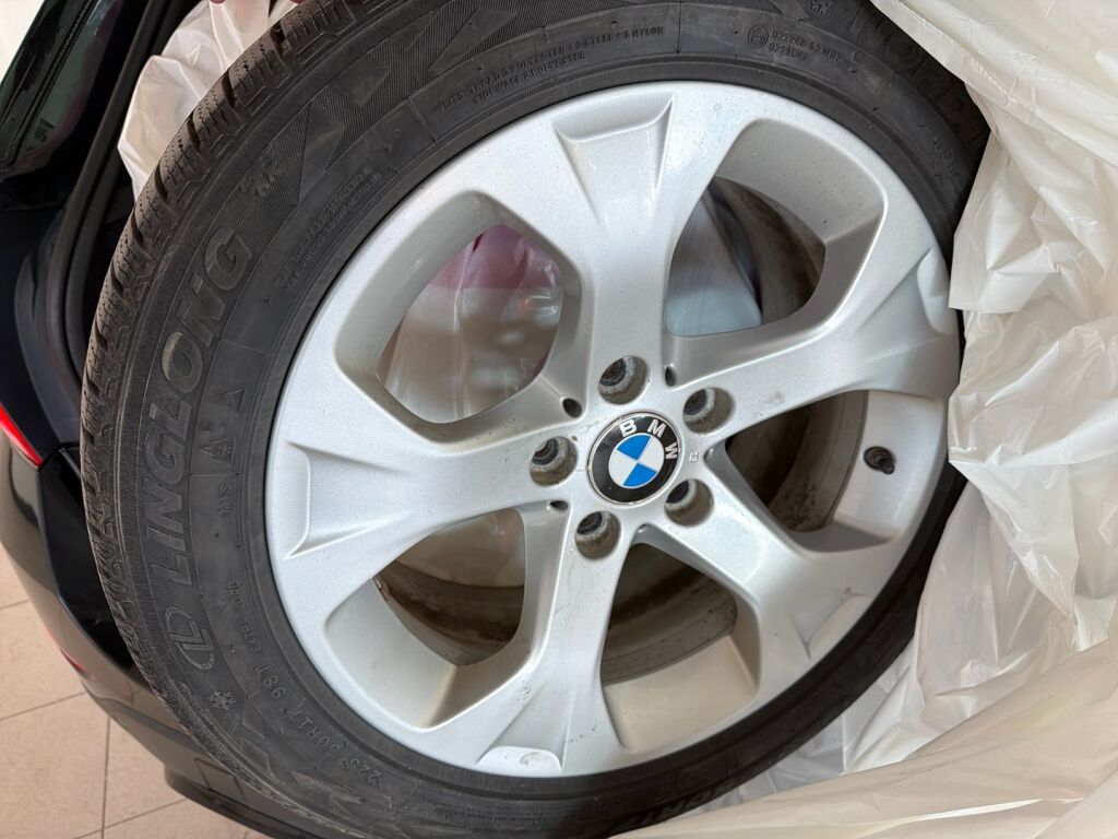 BMW X1 2015 Musta