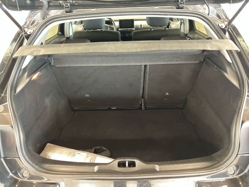 Citroen C4 Cactus 2019 Musta