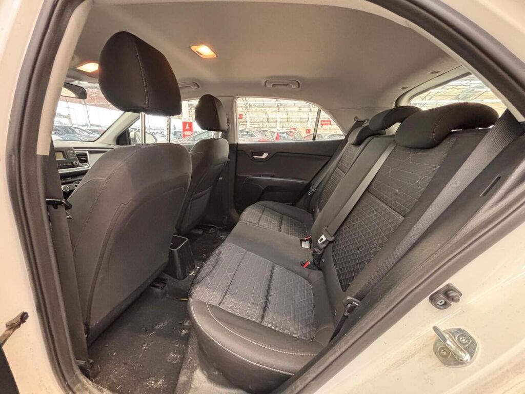 Kia Rio 2019 Valkoinen