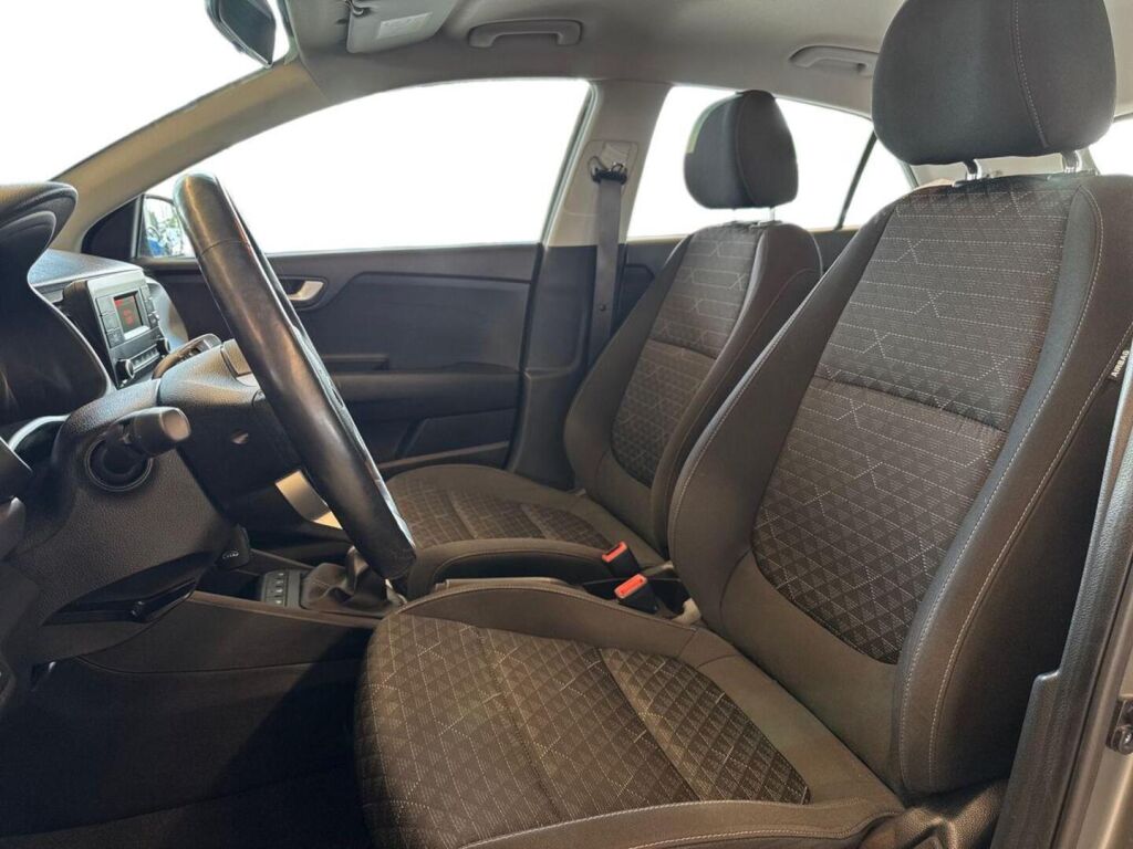 Kia Rio 2019 Metallinhohto Vihreä