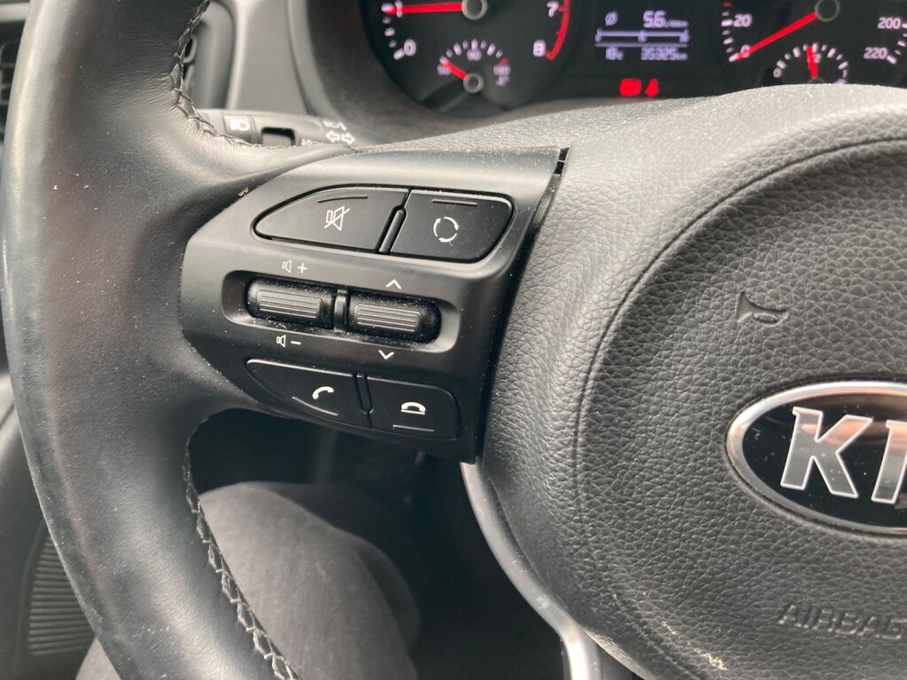 Kia Rio 2019 Metallinhohto Vihreä