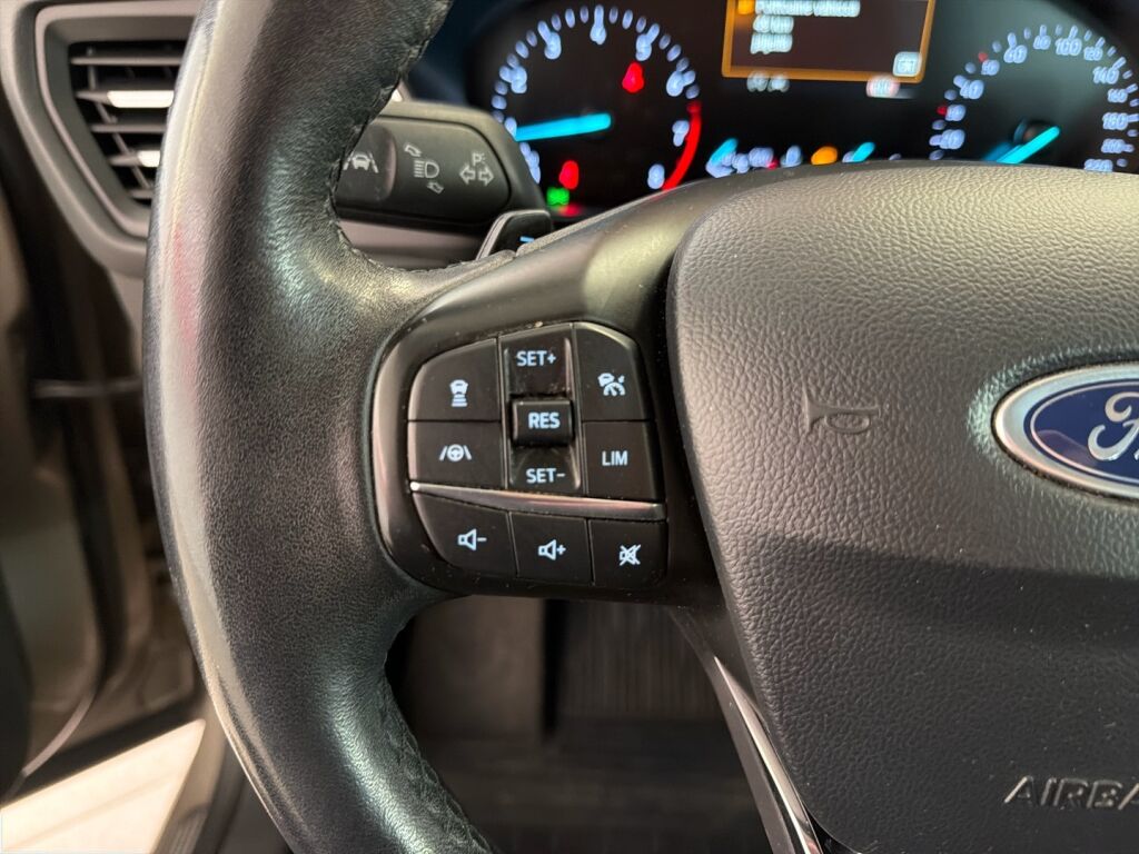 Ford Focus 2019 Harmaa