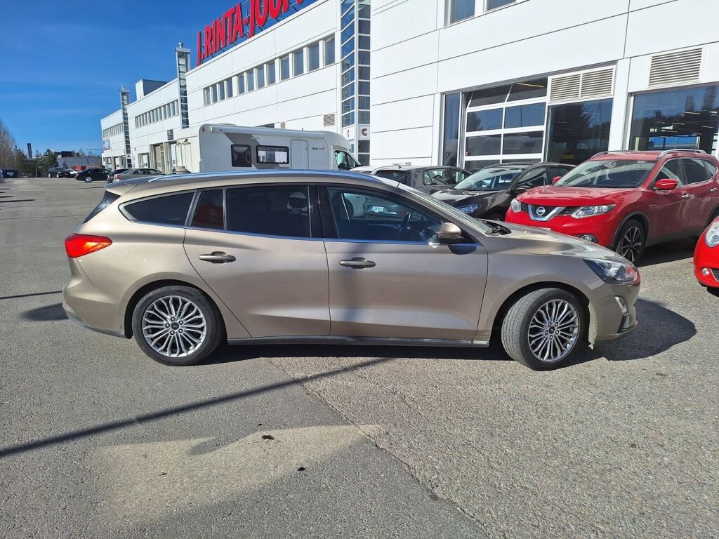 Ford Focus 2019 Harmaa