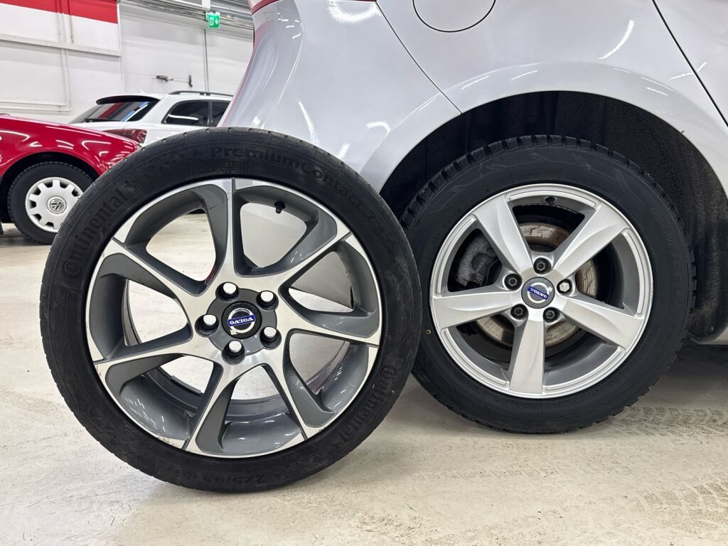 Volvo V40 2014 Hopea