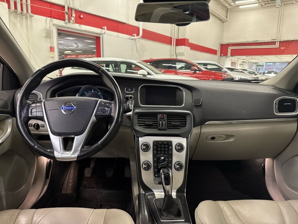 Volvo V40 2014 Hopea