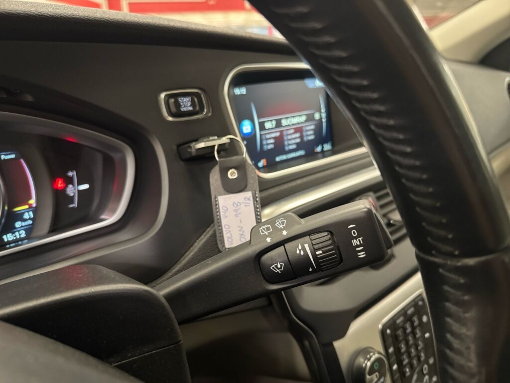 Volvo V40 2014 Hopea