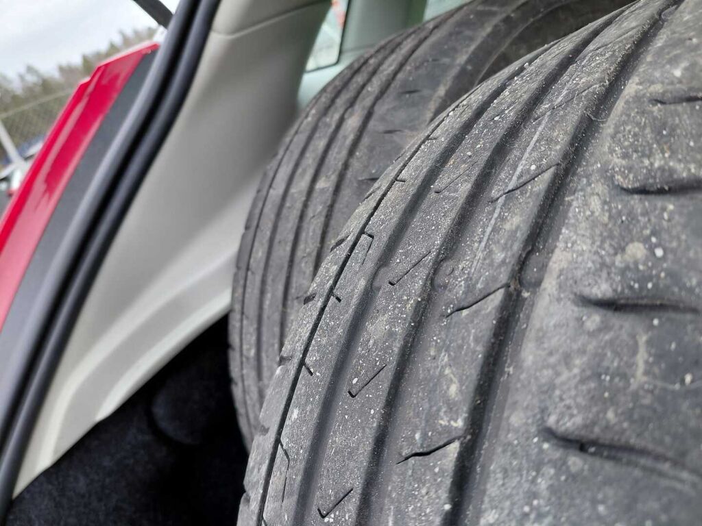 Volvo V40 2014 Hopea