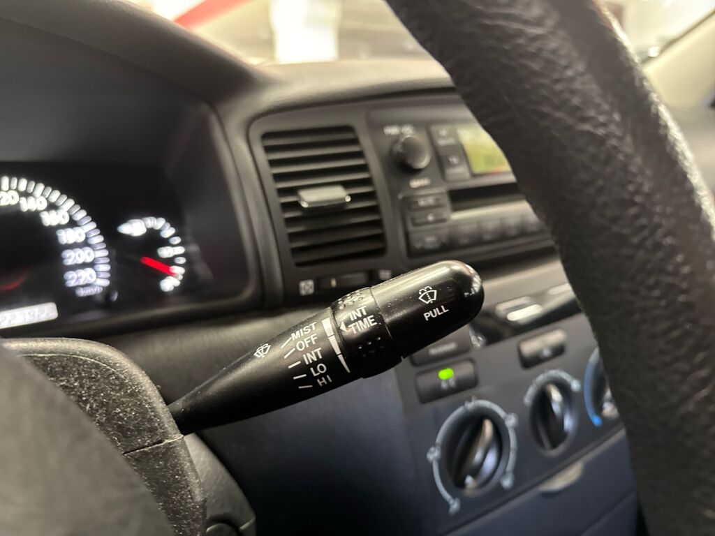 Toyota Corolla 2004 Sininen