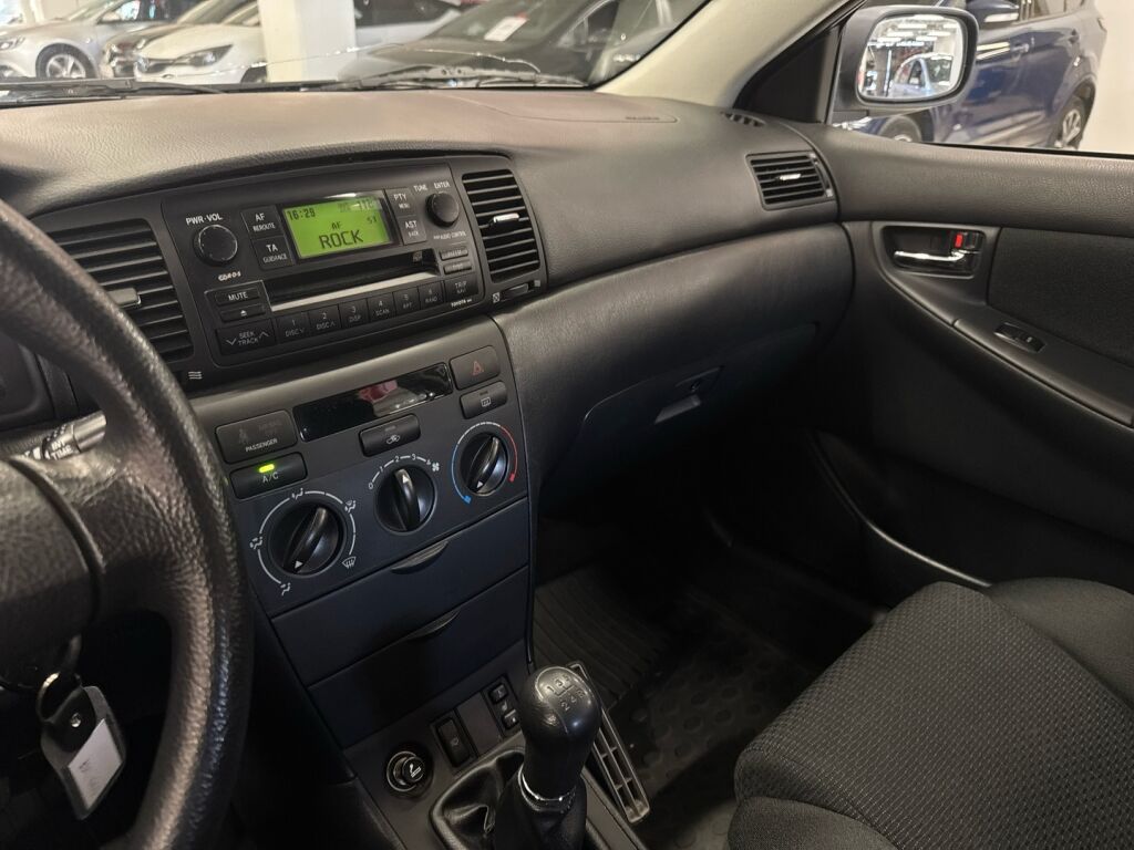 Toyota Corolla 2004 Sininen