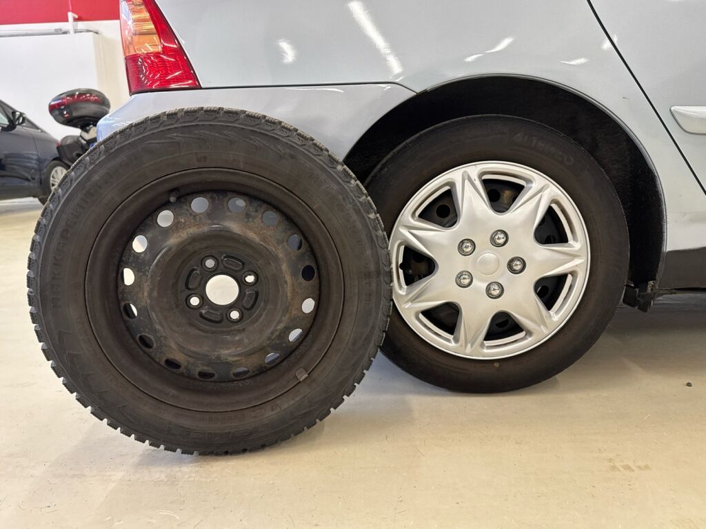 Toyota Corolla 2004 Sininen