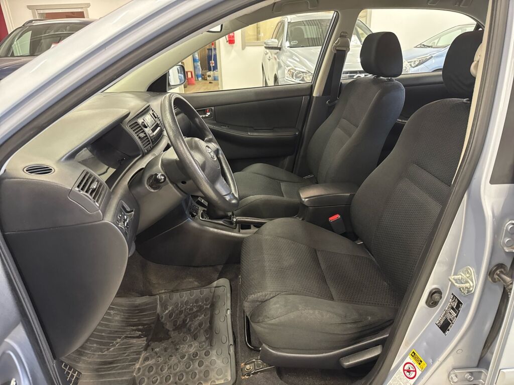Toyota Corolla 2004 Sininen