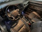 Mitsubishi Outlander PHEV 2019 Ruskea (beige)