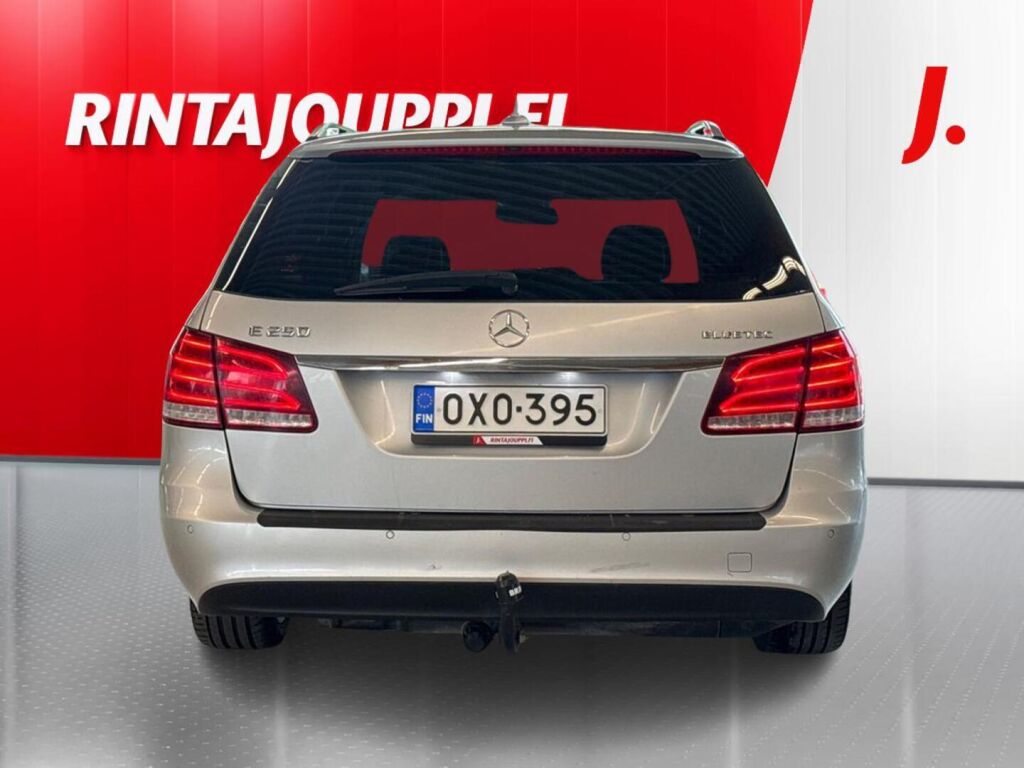 Mercedes-Benz E 2015 Harmaa
