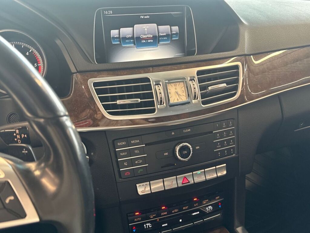 Mercedes-Benz E 2015 Harmaa