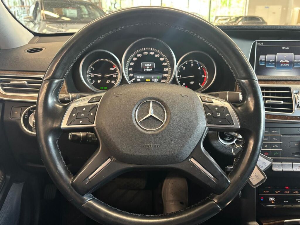 Mercedes-Benz E 2015 Harmaa