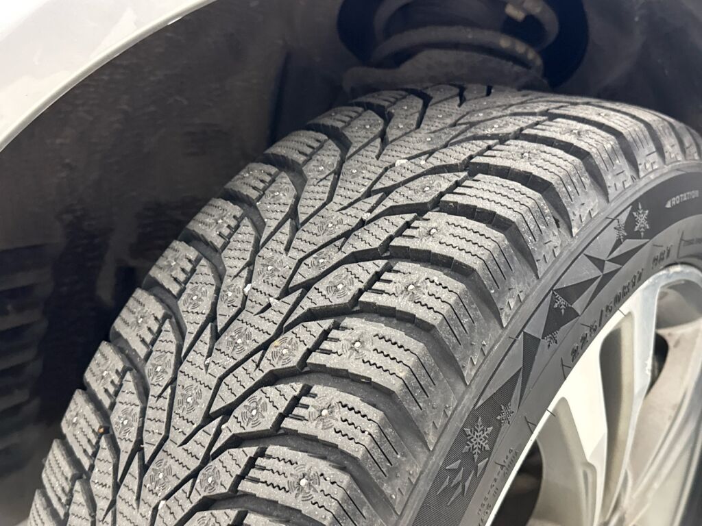 Mercedes-Benz E 2015 Harmaa