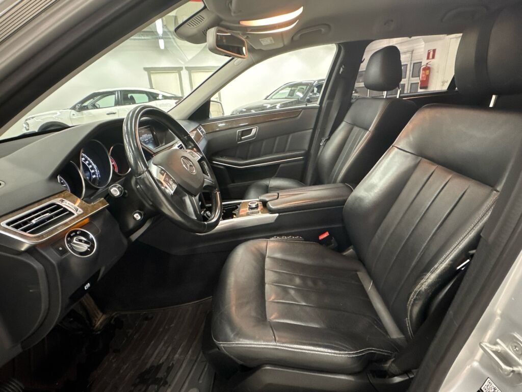 Mercedes-Benz E 2015 Harmaa