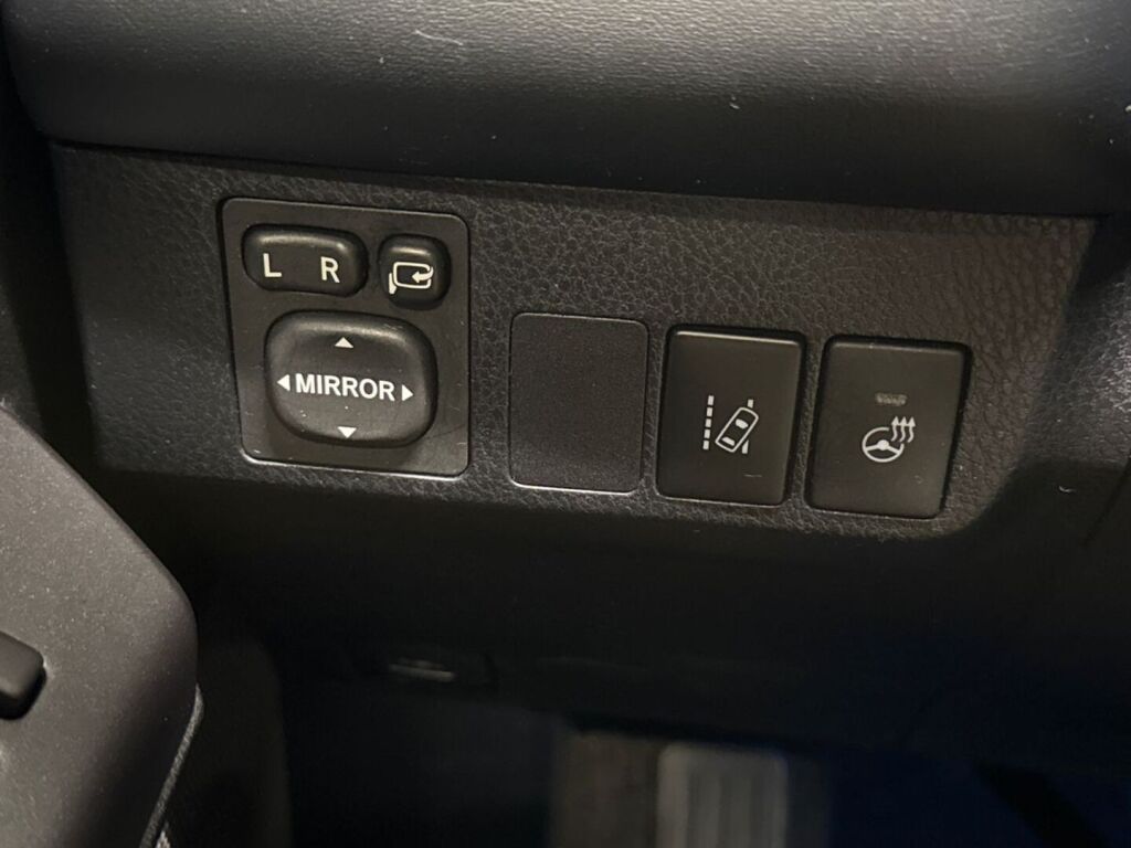 Toyota RAV4 2018 Valkoinen