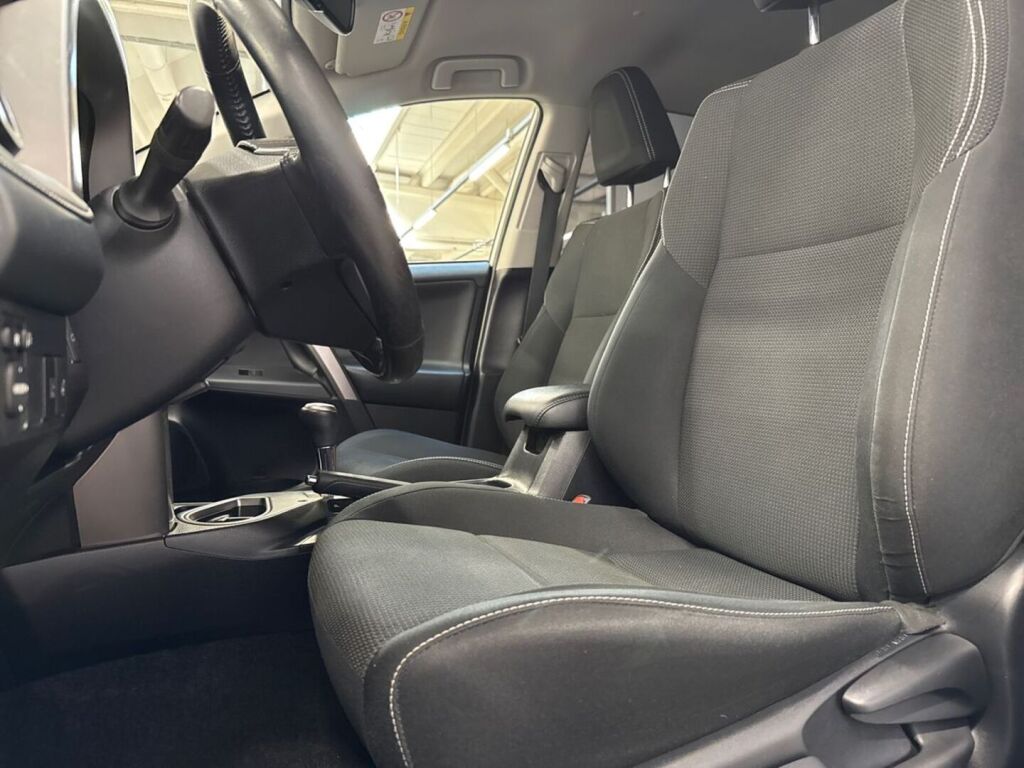 Toyota RAV4 2018 Valkoinen