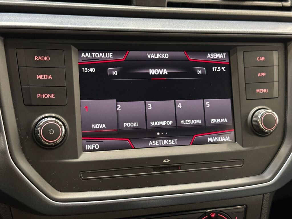 Seat Arona 2018 Valkoinen