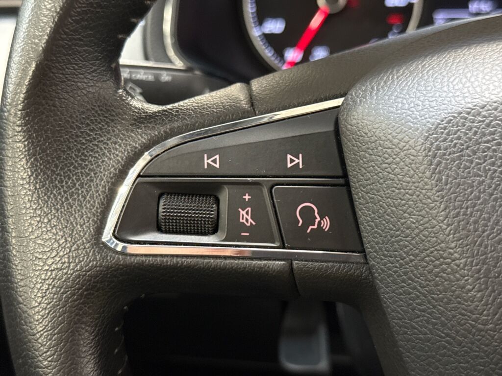 Seat Arona 2018 Valkoinen