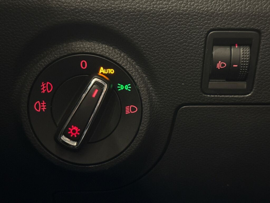 Seat Arona 2018 Valkoinen