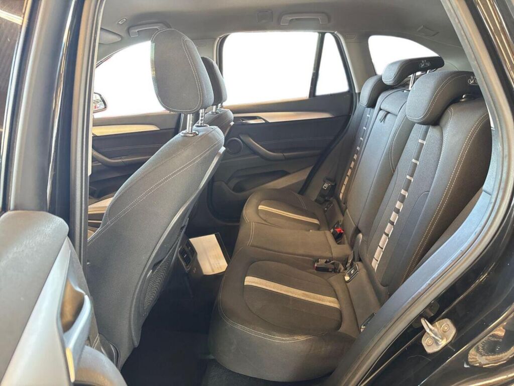 BMW X1 2018 Musta