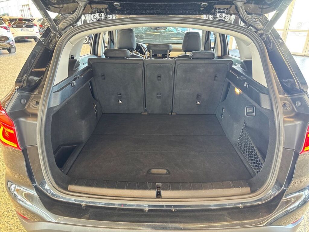 BMW X1 2018 Musta