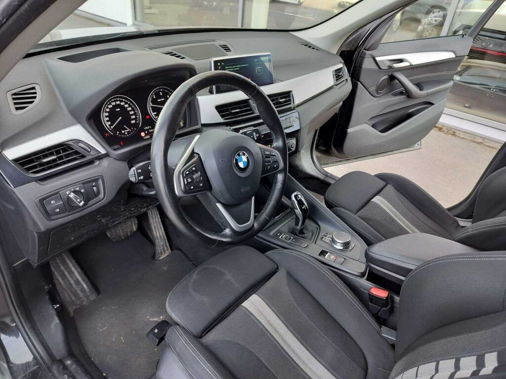 BMW X1 2018 Musta