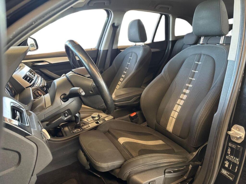 BMW X1 2018 Musta