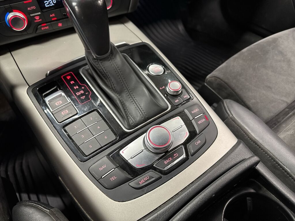 Audi A6 allroad quattro 2015 Punainen