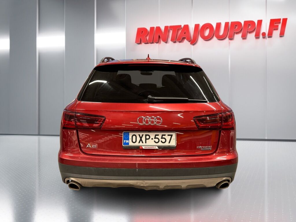 Audi A6 allroad quattro 2015 Punainen