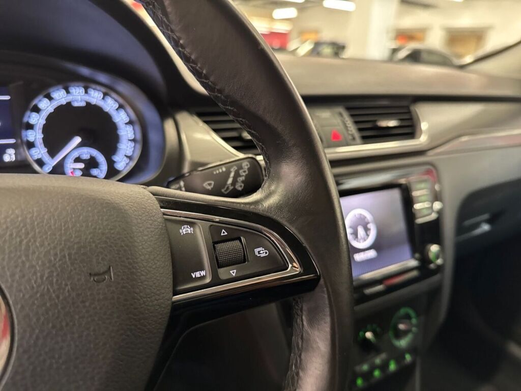 Skoda Rapid 2019 Valkoinen